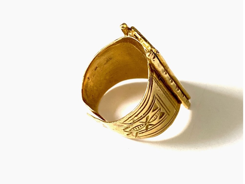 Boho Gal Jewelry - Deisha Adjustable Brass Ring - Fason De Viv Accessories