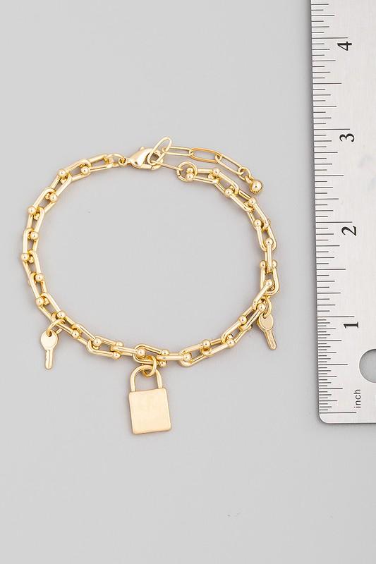 U Shape Chain Link Lock Charm Bracelet - Fason De Viv Jewelry